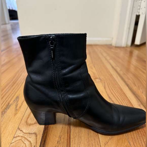 Geox Respira black leather short boots - Picture 4 of 8